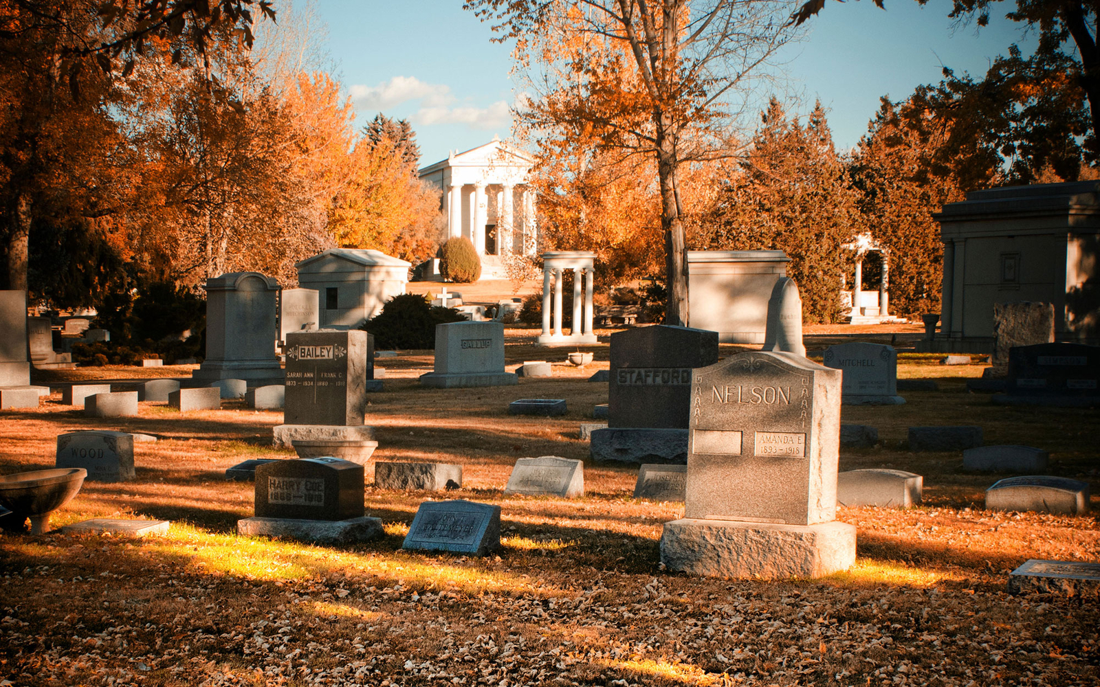 Cool Halloween Towns In The United States