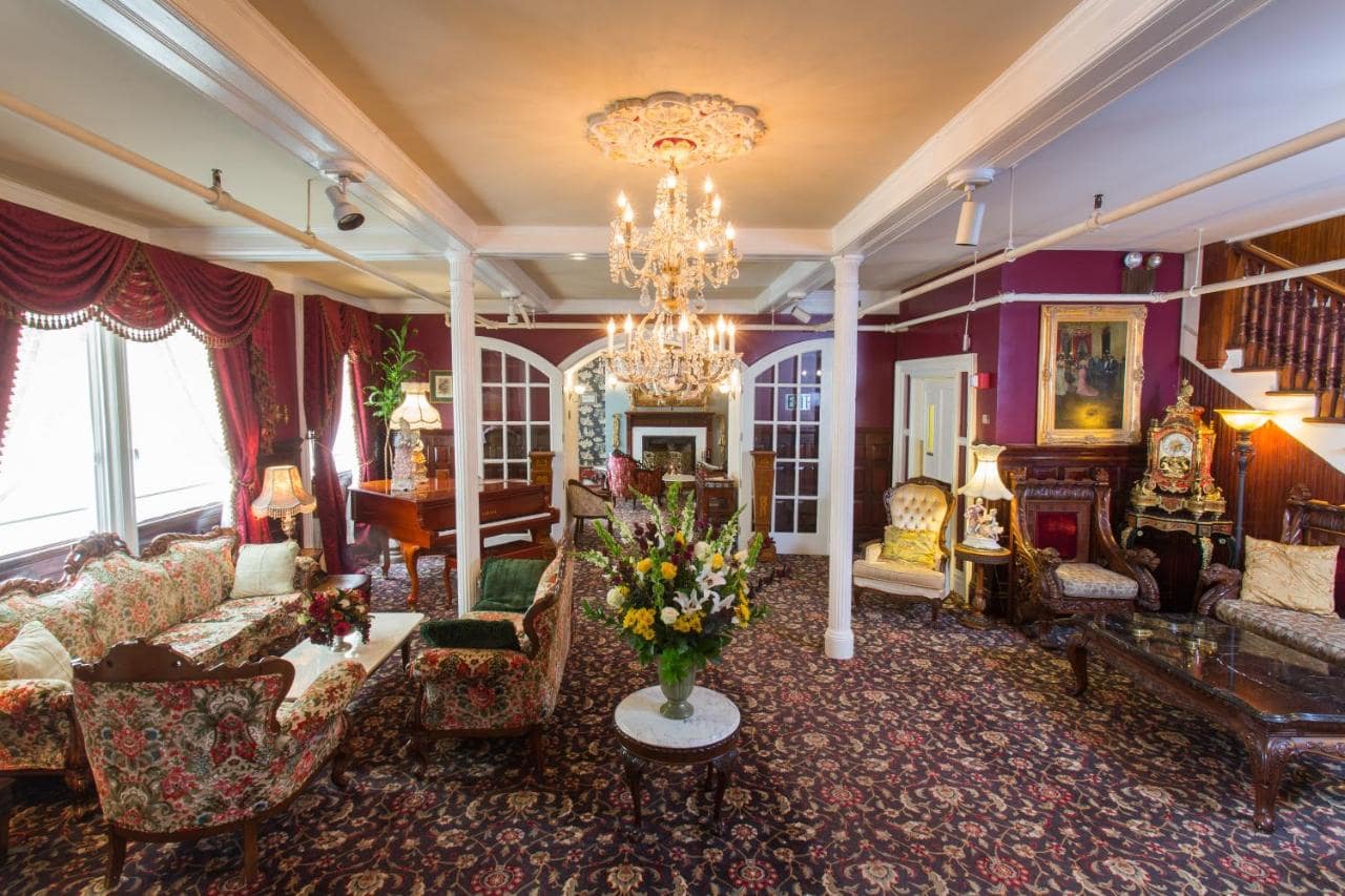 Top Haunted Hotels in the USA