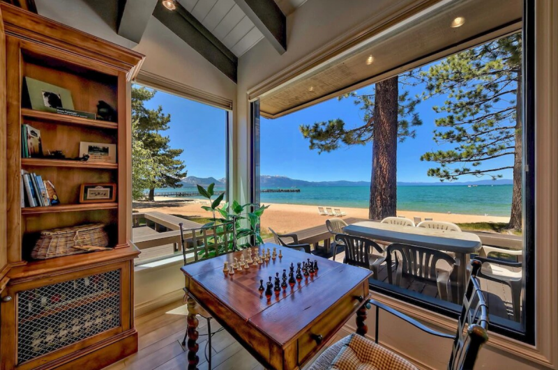20 Coolest Airbnbs in Lake Tahoe For an Getaway