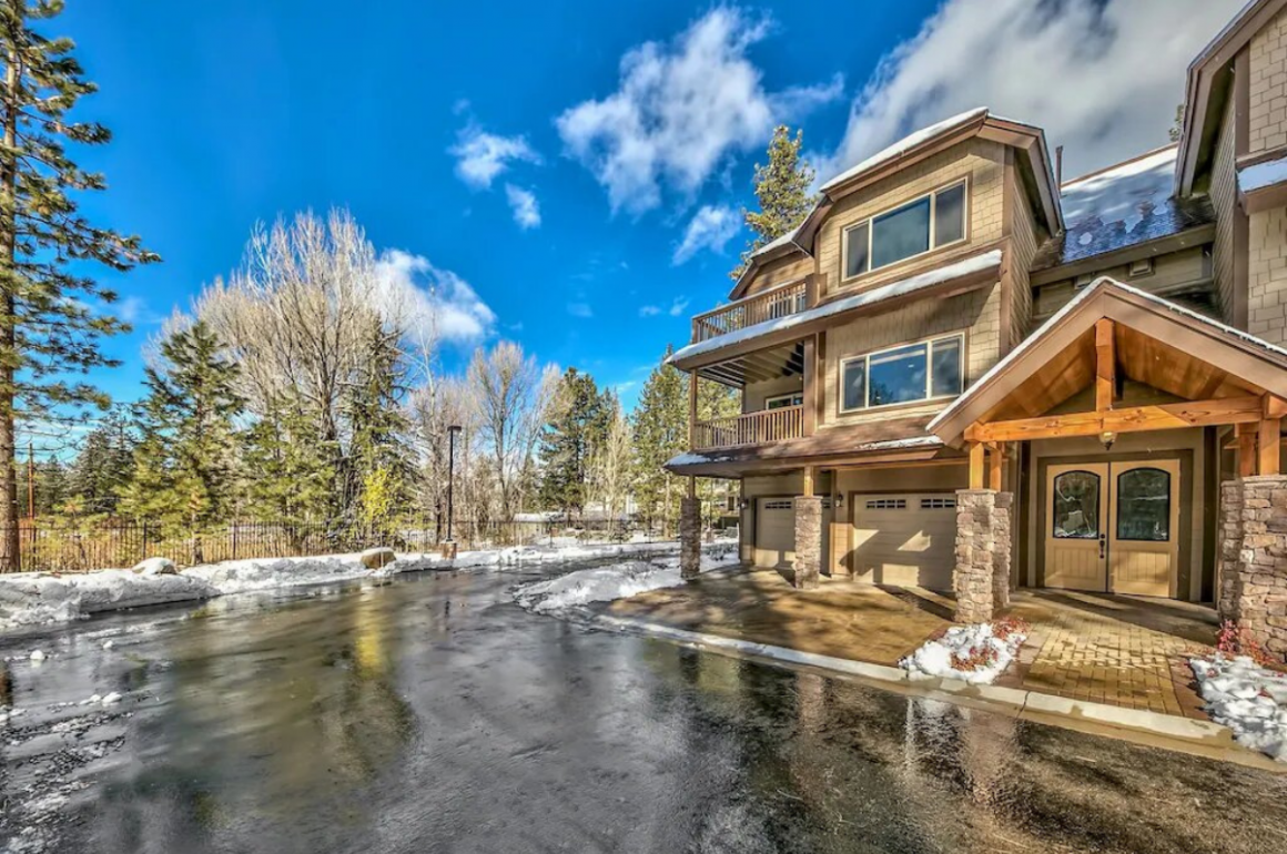 20 Coolest Airbnbs in Lake Tahoe For an Getaway